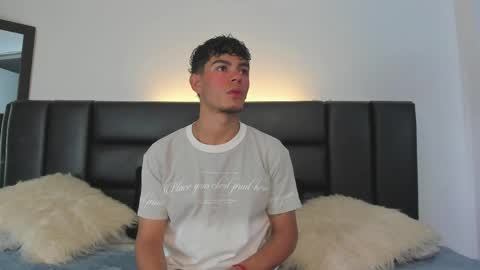 Thomas and Noah online show from April 21, 2026, 7:28 pm