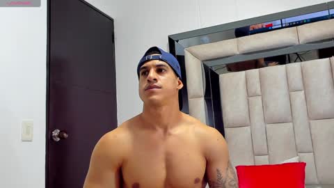 duran_dhikol1 online show from January 12, 2025, 3:07 am