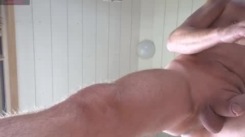 hotdick40 online show from April 3, 2026, 4:38 pm