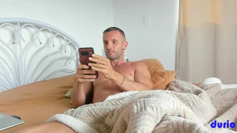 Durio online show from April 11, 2026, 1:04 pm