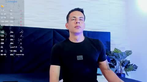 Dustin Sonne online show from October 12, 2025, 3:38 am