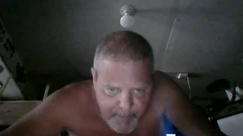 dustwon1 online show from June 18, 2026, 6:45 pm