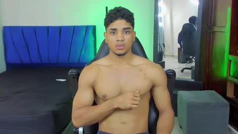DUSTYN MICHELLE online show from March 21, 2026, 3:15 pm