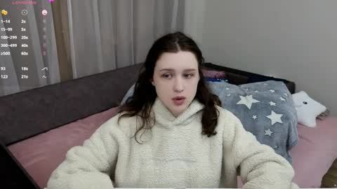 Dusya online show from April 5, 2026, 9:39 am