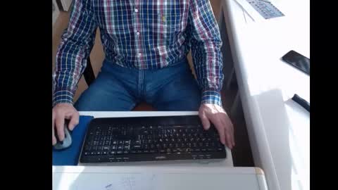 dutchpornking2 online show from March 6, 2025, 11:47 am