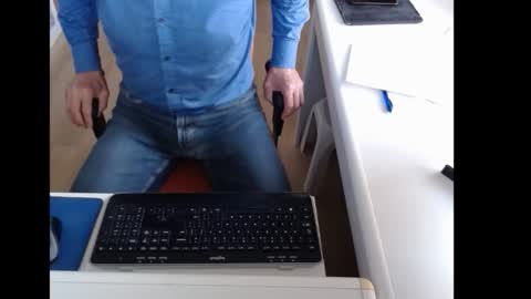 dutchpornking2 online show from September 15, 2025, 7:30 am