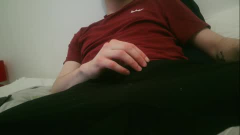 dy22__ online show from February 21, 2025, 8:38 pm