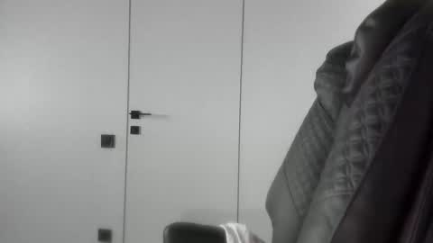 Dya online show from October 26, 2025, 10:32 am