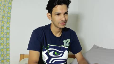 Snapshot of dylan_hoot chatting on September 11, 2025, 5:35 pm Dylan online show from September 11, 2025, 5:35 pm