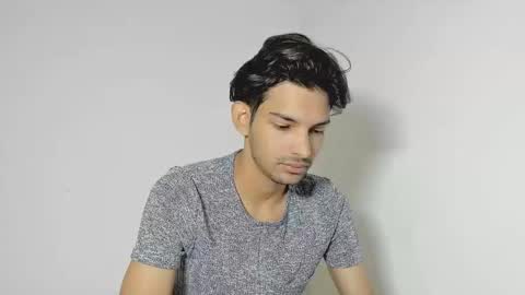 Snapshot of dylan_hoot chatting on September 14, 2025, 5:45 pm Dylan online show from September 14, 2025, 5:45 pm