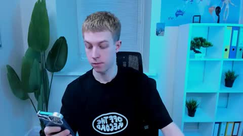 Dylan online show from March 19, 2026, 10:30 am