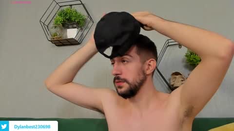 Dylan online show from September 8, 2025, 11:48 pm