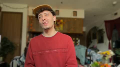 Dylan Daniel 7.8 online show from September 14, 2025, 6:07 pm