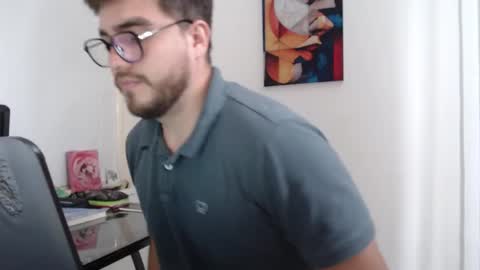 Snapshot of dylanhot10 chatting on December 12, 2024, 9:04 pm dylanhot10 online show from December 12, 2024, 9:04 pm