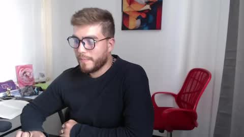 Snapshot of dylanhot10 chatting on January 22, 2025, 9:54 pm dylanhot10 online show from January 22, 2025, 9:54 pm