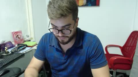 Snapshot of dylanhot10 chatting on January 29, 2025, 12:22 am dylanhot10 online show from January 29, 2025, 12:22 am