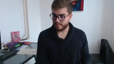 Snapshot of dylanhot10 chatting on January 30, 2025, 8:10 pm dylanhot10 online show from January 30, 2025, 8:10 pm