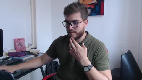 Snapshot of dylanhot10 chatting on February 1, 2025, 7:23 pm dylanhot10 online show from February 1, 2025, 7:23 pm