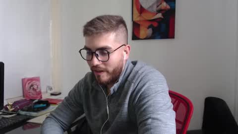 Snapshot of dylanhot10 chatting on February 6, 2025, 7:07 pm dylanhot10 online show from February 6, 2025, 7:07 pm