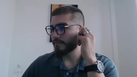 Snapshot of dylanhot10 chatting on September 15, 2025, 9:37 pm dylanhot10 online show from September 15, 2025, 9:37 pm