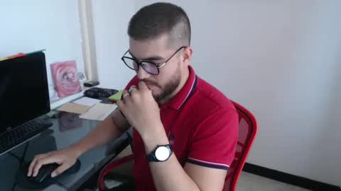 Snapshot of dylanhot10 chatting on September 16, 2025, 8:43 pm dylanhot10 online show from September 16, 2025, 8:43 pm