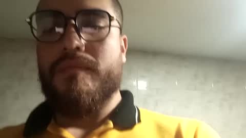 Snapshot of dylanhot10 chatting on September 19, 2025, 10:32 pm dylanhot10 online show from September 19, 2025, 10:32 pm