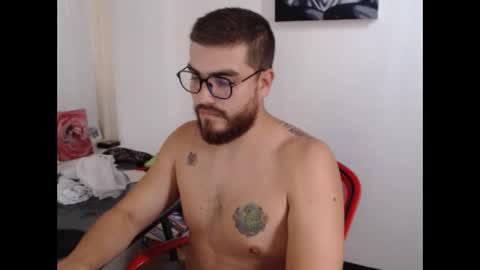 Snapshot of dylanhot10 chatting on October 3, 2025, 10:07 pm dylanhot10 online show from October 3, 2025, 10:07 pm