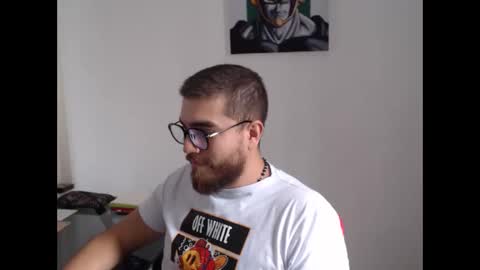 Snapshot of dylanhot10 chatting on October 4, 2025, 8:18 pm dylanhot10 online show from October 4, 2025, 8:18 pm