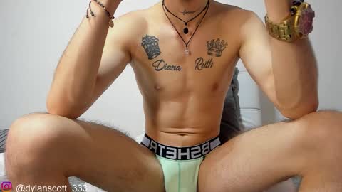 dylanscott_106 online show from September 14, 2025, 5:56 pm