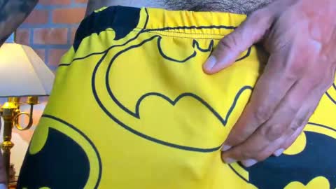 D Y L A N online show from February 20, 2025, 6:13 pm