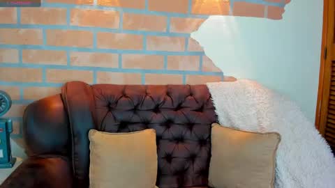 D Y L A N online show from September 20, 2025, 12:00 am