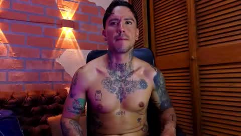 D Y L A N online show from January 6, 2026, 10:01 pm