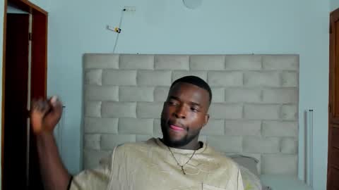 Snapshot of dylantaylor_1 chatting on February 16, 2026, 3:46 am Dylan Taylor online show from February 16, 2026, 3:46 am