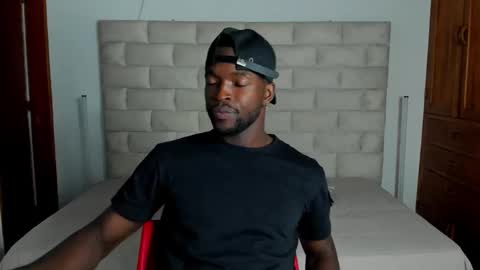 Snapshot of dylantaylor_1 chatting on February 21, 2026, 4:02 am Dylan Taylor online show from February 21, 2026, 4:02 am