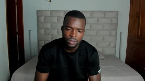 Snapshot of dylantaylor_1 chatting on February 25, 2026, 4:00 am Dylan Taylor online show from February 25, 2026, 4:00 am