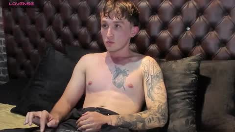 Snapshot of dylanwhite23 chatting on January 7, 2026, 4:26 am ---DYLAN--- online show from January 7, 2026, 4:26 am