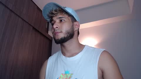 dylanxfun online show from September 24, 2025, 8:34 pm