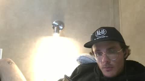 dylp400 online show from March 11, 2025, 1:59 am