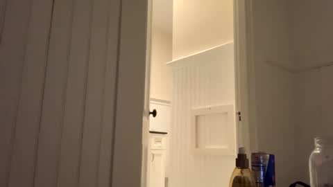 Snapshot of dynasty313 chatting on December 18, 2024, 10:02 pm Dynasty online show from December 18, 2024, 10:02 pm