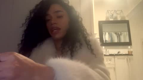 Snapshot of dynasty313 chatting on January 20, 2025, 11:10 pm Dynasty online show from January 20, 2025, 11:10 pm