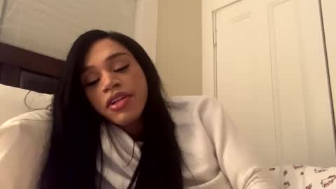 Snapshot of dynasty313 chatting on February 4, 2025, 12:19 am Dynasty online show from February 4, 2025, 12:19 am