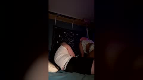 Snapshot of dyshaychick chatting on April 4, 2026, 7:06 am dyshaychick online show from April 4, 2026, 7:06 am