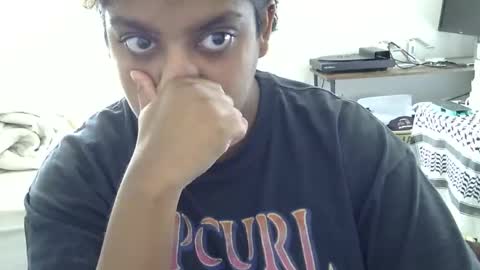 Snapshot of dyst9piandude chatting on January 9, 2026, 4:32 pm Harsh online show from January 9, 2026, 4:32 pm