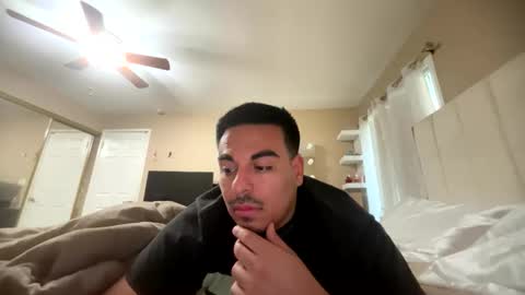 Snapshot of e_lord26 chatting on January 19, 2026, 12:14 am e_lord26 online show from January 19, 2026, 12:14 am