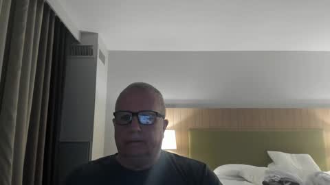 Snapshot of e_rectiom chatting on September 25, 2025, 2:32 pm Mr Wonderful online show from September 25, 2025, 2:32 pm