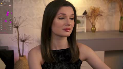 Eva online show from January 23, 2025, 3:43 pm