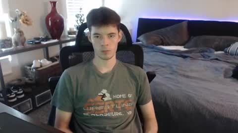 Snapshot of ealexk chatting on November 21, 2025, 8:07 pm Alex online show from November 21, 2025, 8:07 pm