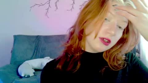 Lily online show from April 16, 2026, 7:09 am