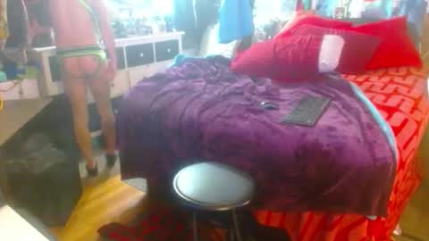 eastbayboy57 online show from February 23, 2026, 1:03 am