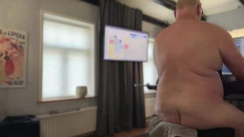 Mark online show from September 14, 2025, 6:45 am